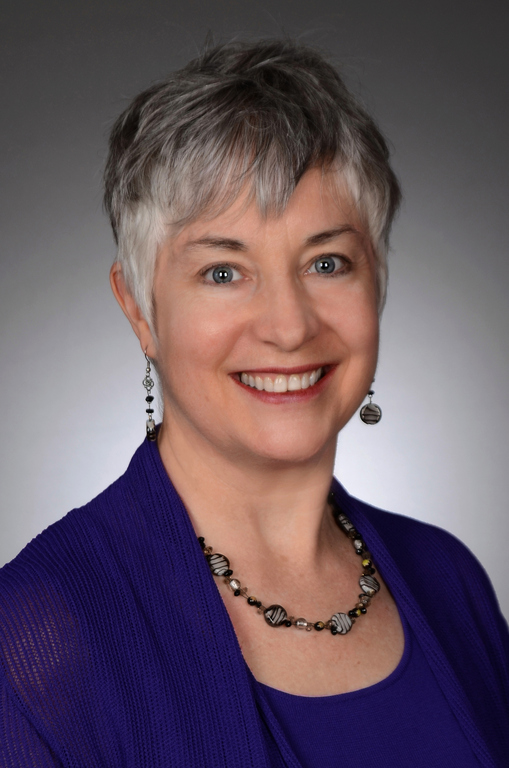 Betsy Warner, Agent