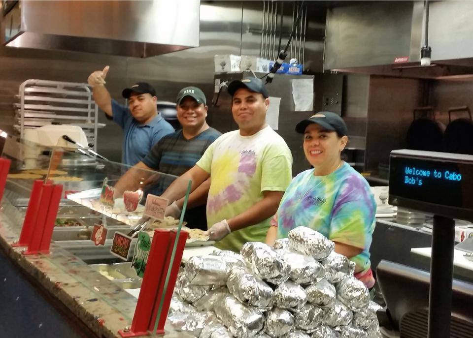 Assistant Manager Cabo Bobs LLC