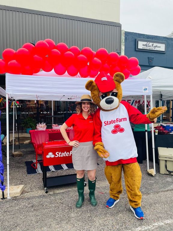 Savannah and Good Neighbear