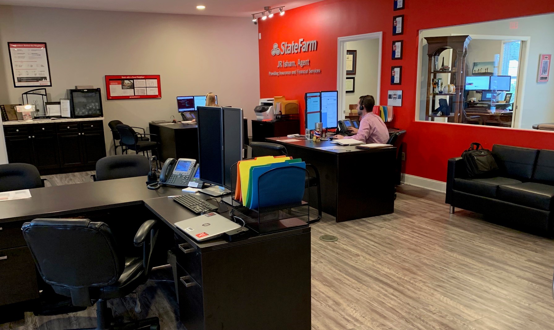 receptionist-state-farm-agent-team-member-base-salary-commission-jr-isham-state-farm-agent