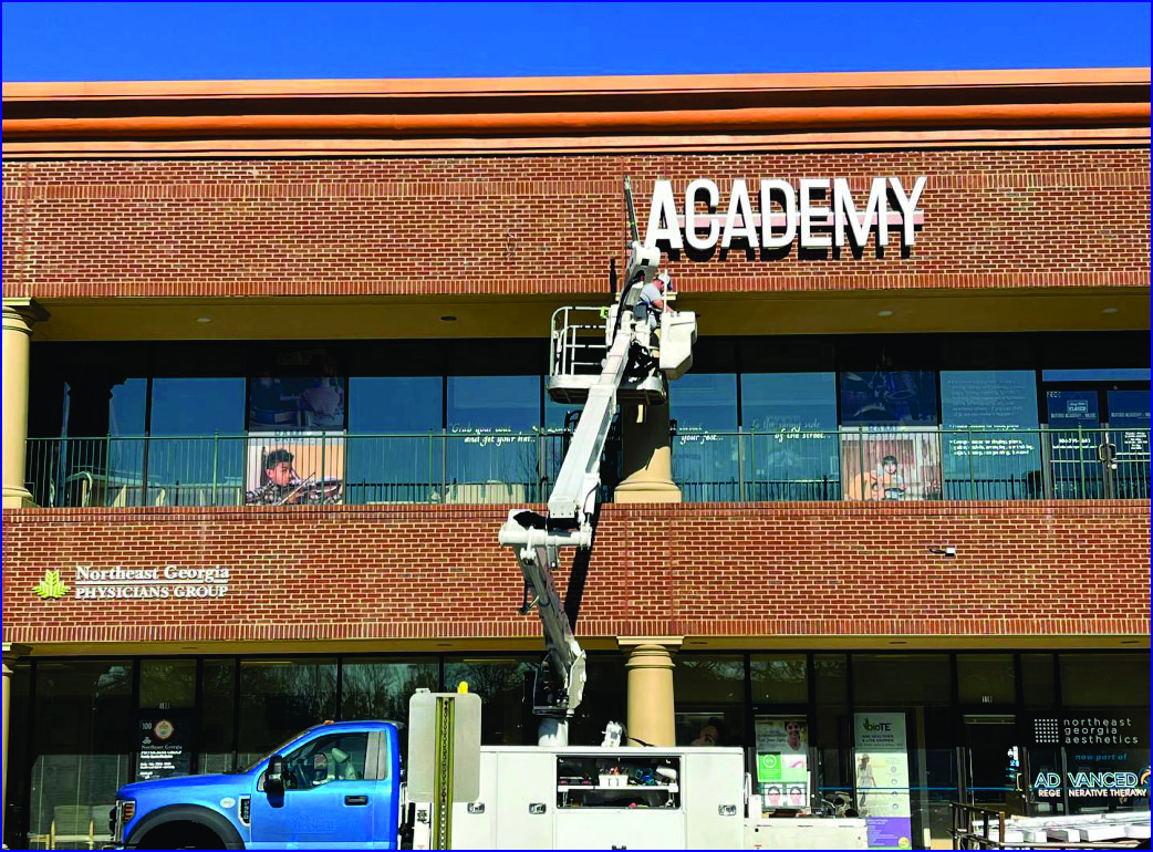 Sign Installer Pinnacle Custom Signs