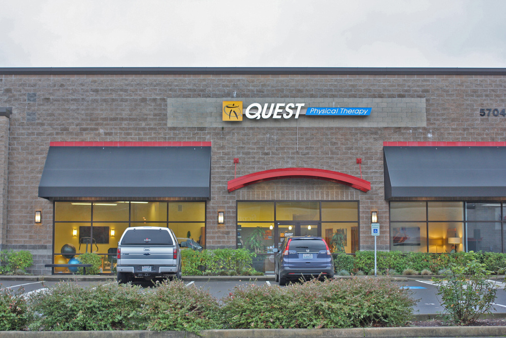 Front entrance to Quest Physical Therapy