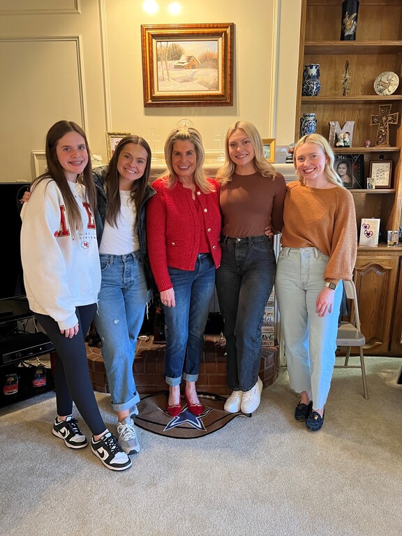 Kelli and her girls!