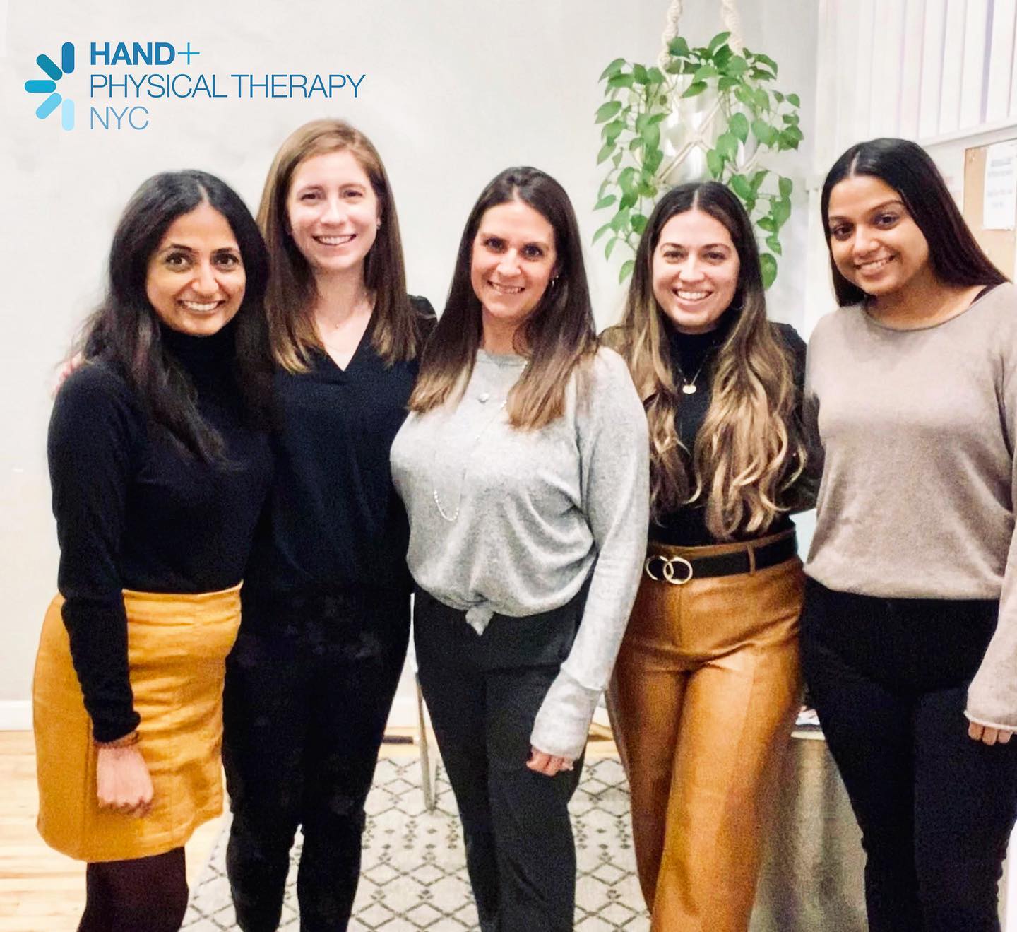 billing-administrator-practice-manager-oon-therapy-practice-hand