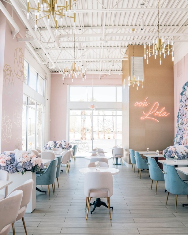 Dining room hall
